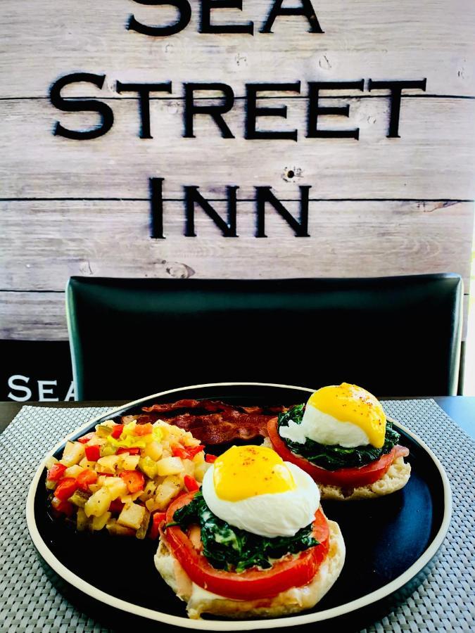 Sea Street Inn 하이니스 포트 외부 사진