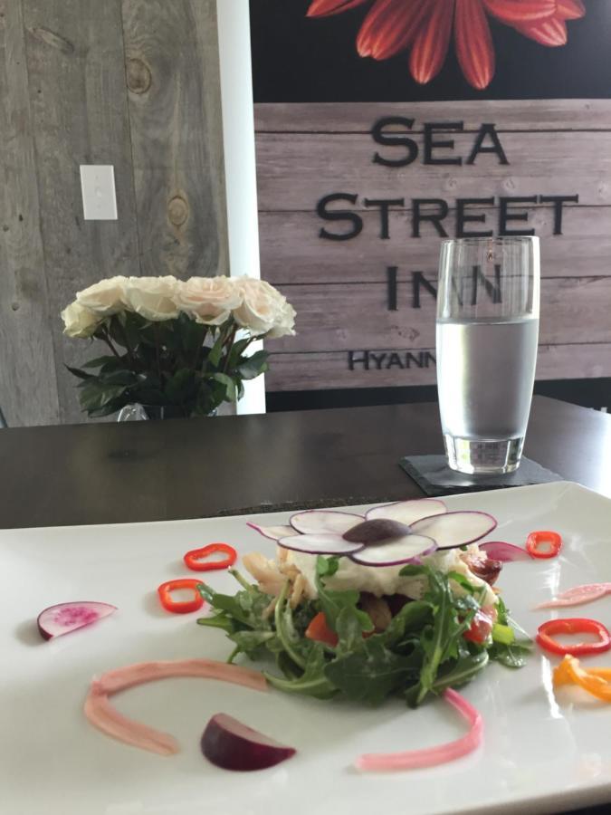 Sea Street Inn 하이니스 포트 외부 사진
